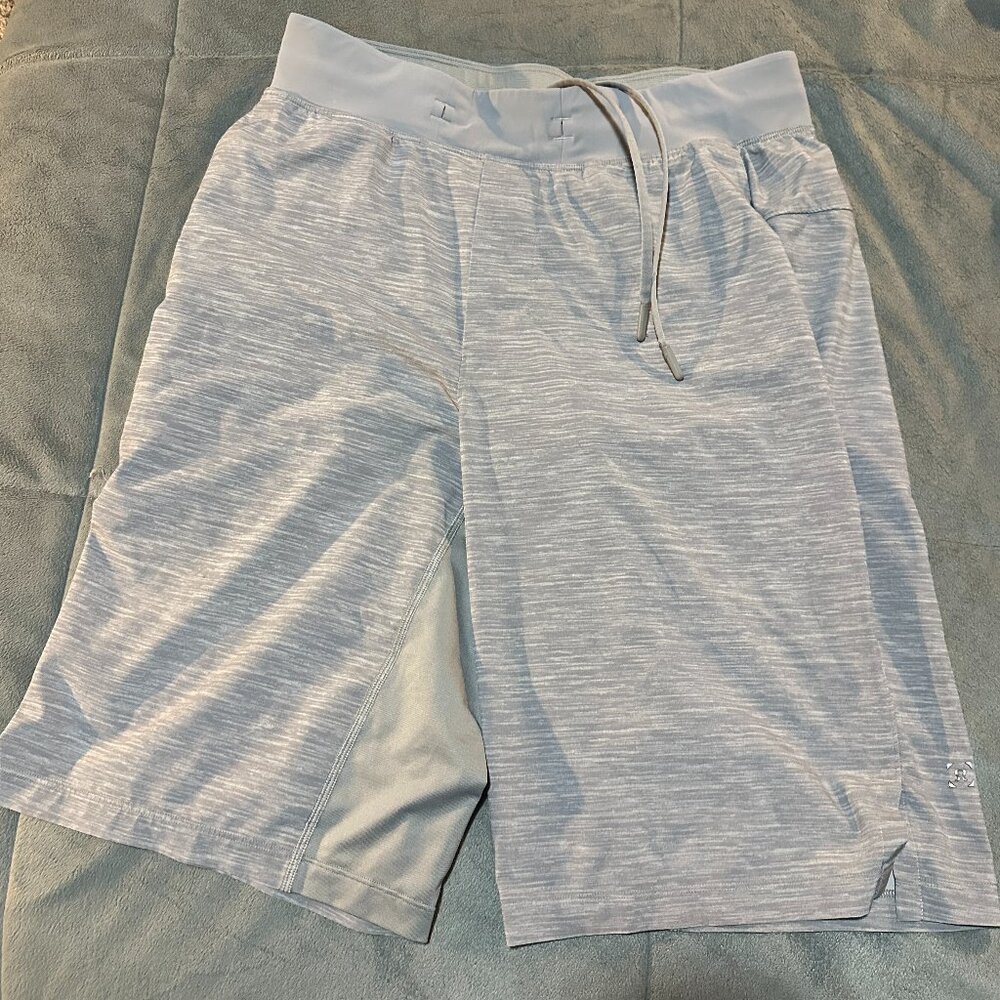 Lululemon men's running shorts 9" inseam, size small, light gray